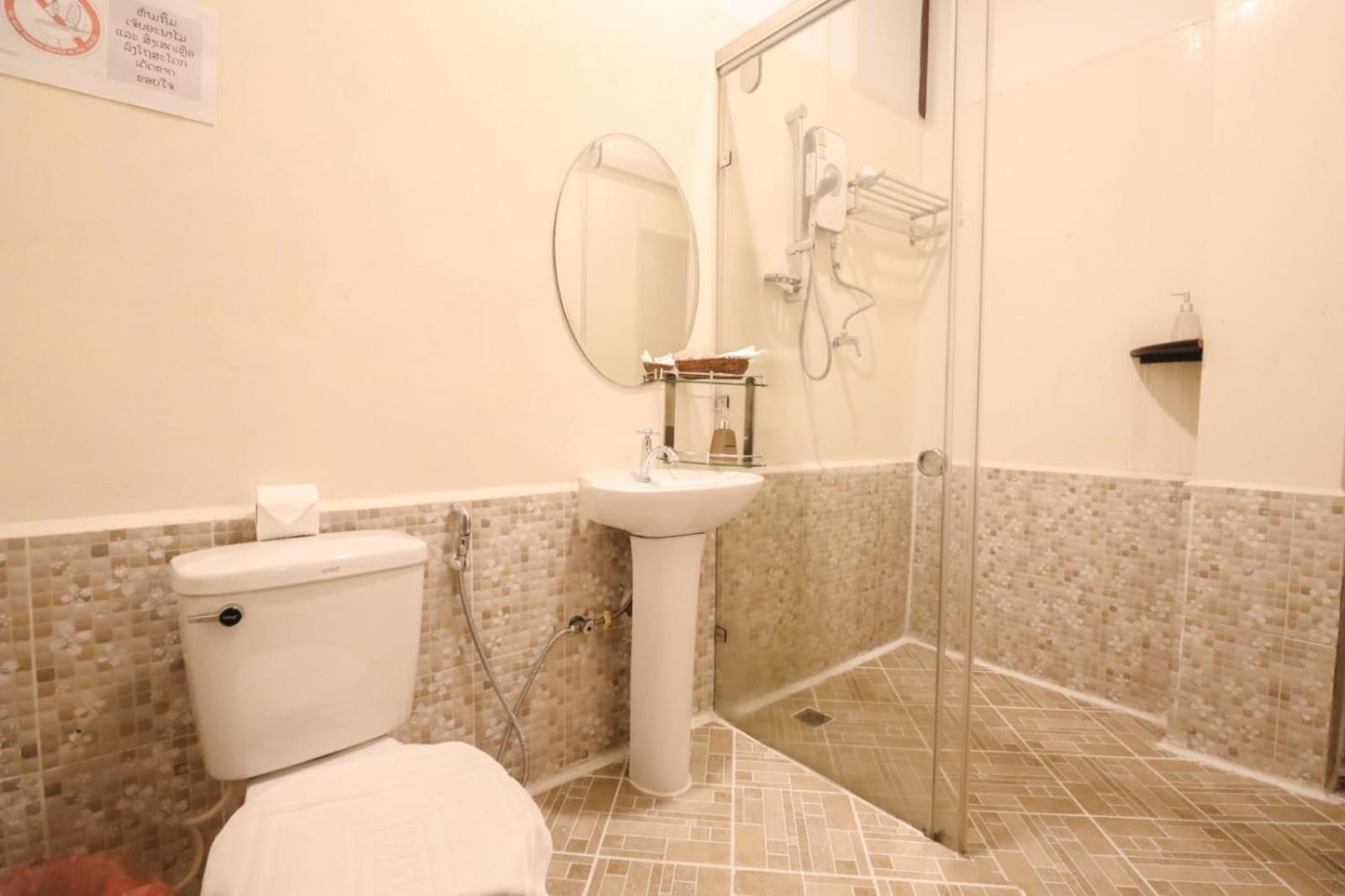 Ananta Hotel Luangprabang Екстер'єр фото